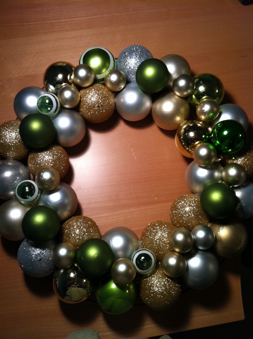 Gratefully Gorjus “Ballin” DIY Ornament Ball Wreath