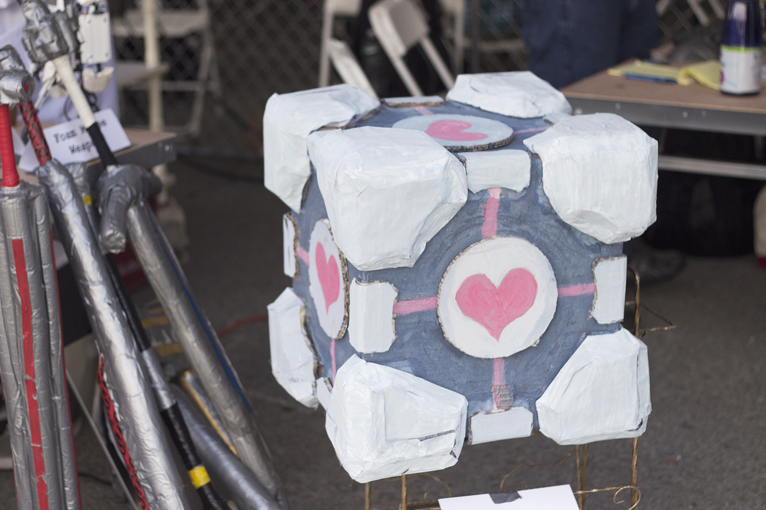 <3 portal companion cube
