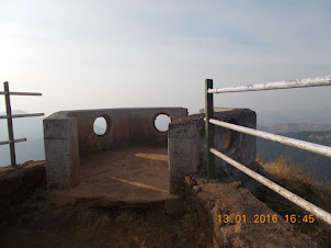 "ELEPHANT HEAD" view point enclosure.