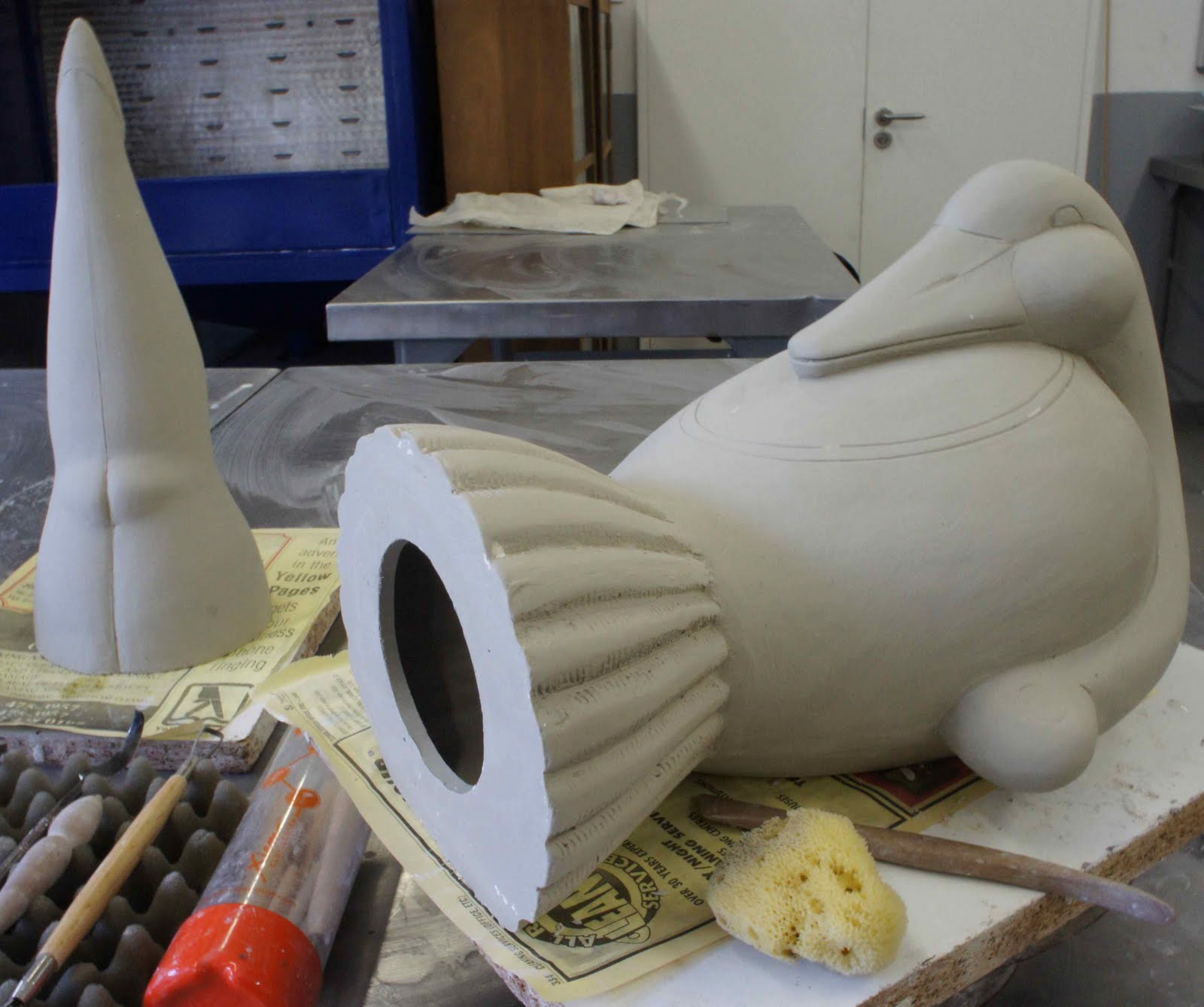 EUGENE HŐN : CERAMIC ARTIST: Slip-casting the decoy-duck; step-by-step