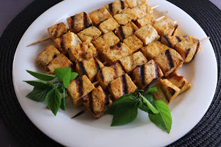 Aspetuk Buffalo Tofu Kebabs