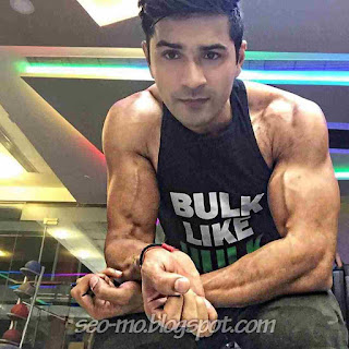 Foto Macho Mrunal Jain Pemeran Akash Chaterji Foto Macho Mrunal Jain Pemeran Akash Chaterji