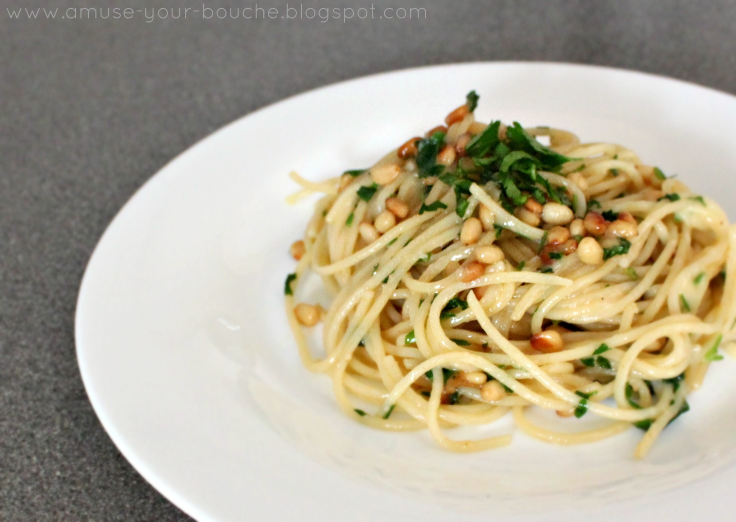 Roasted garlic spaghetti with parsley and pine nuts Amuse Your Bouche