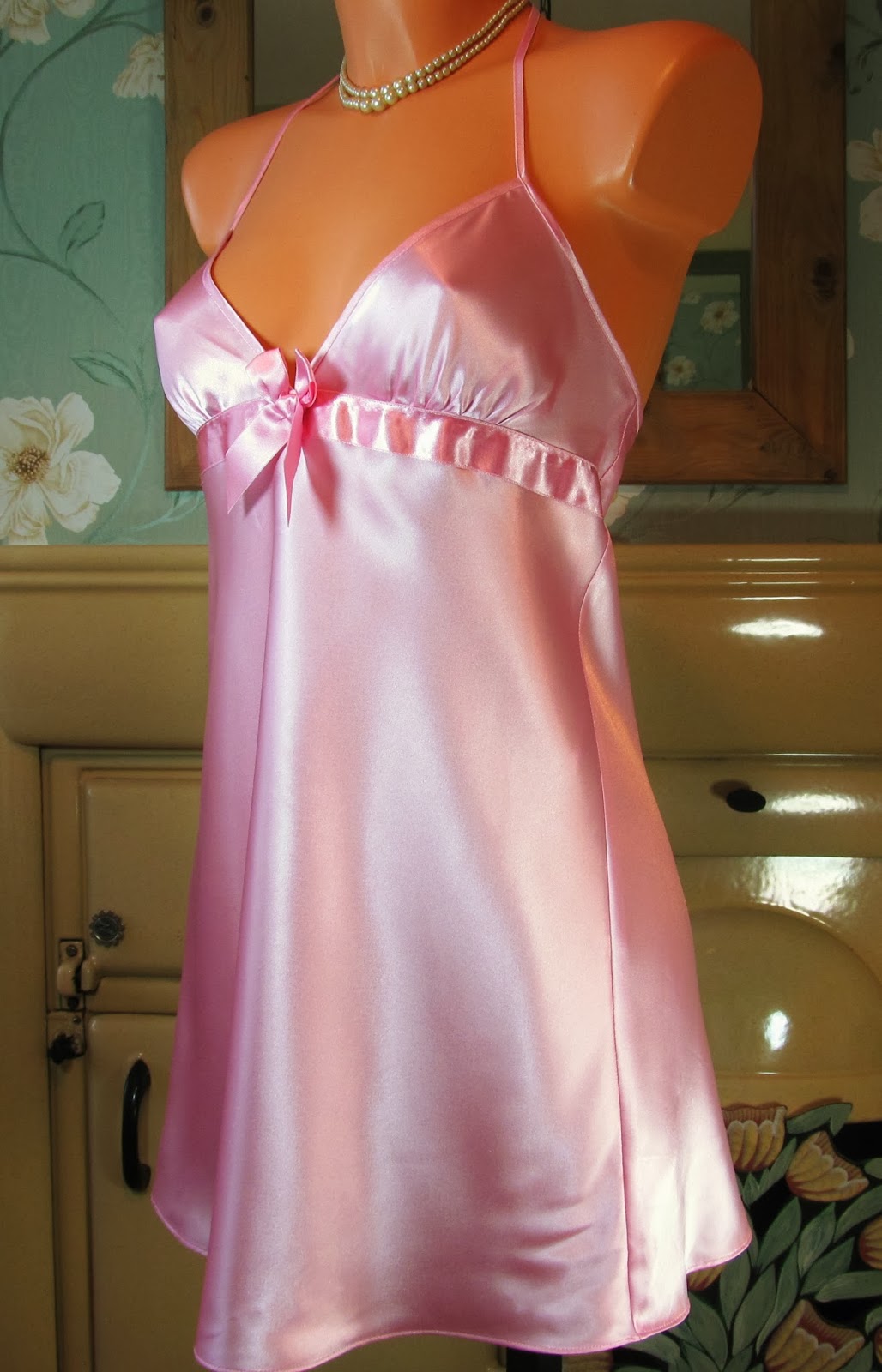 LA SENZA PINK GLOSSY SLIPPY SOFT SATIN EFFECT FULL SLIP BABYDOLL NIGHTIE R11543 Sangriasuzie's