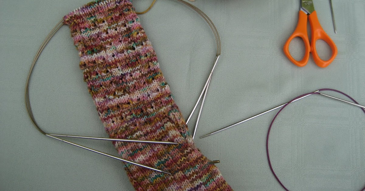 Carolyn Knits: Kitchener Stitch Bind-Off Tutorial