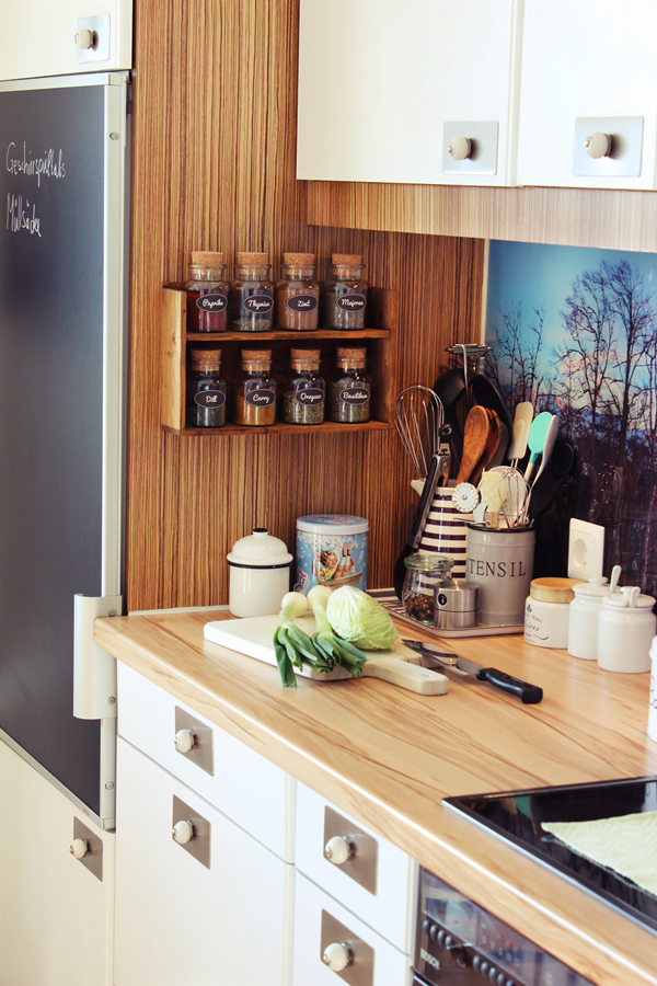 s'Bastelkistle: {DIY] Gewürzregal + Freebie