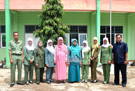 GURU DAN STAF SMK AL HUSNA CISAGA