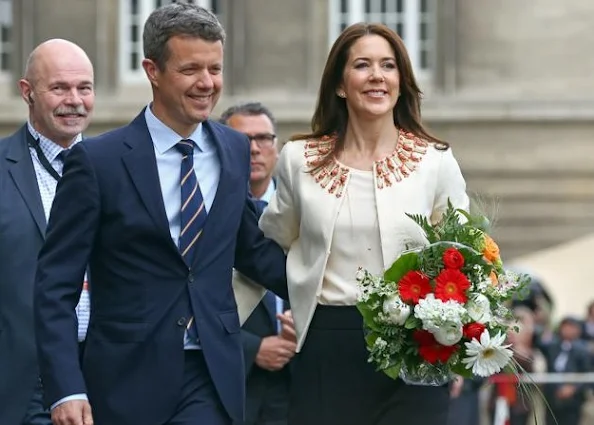 Crown Prince Frederik and Crown Princess Mary of Denmark arrives at the city hall of Hamburg, Germany,