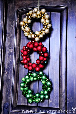 Christmas wreaths – 75 ideas for festive fresh, burlap or mesh wreaths Be Different…Act Normal: Decorating with Christmas Wreaths