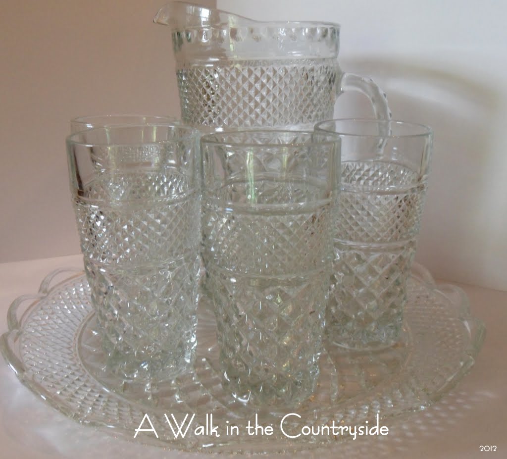 A Walk in the Countryside Wexford Glassware