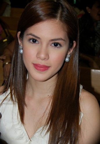 http://2.bp.blogspot.com/-NU52YghPOXE/T89FNupk6zI/AAAAAAAAAoE/Qn7V_igKZzk/s1600/filipina%20shaina%20magdayao%20photo%20(8).jpg