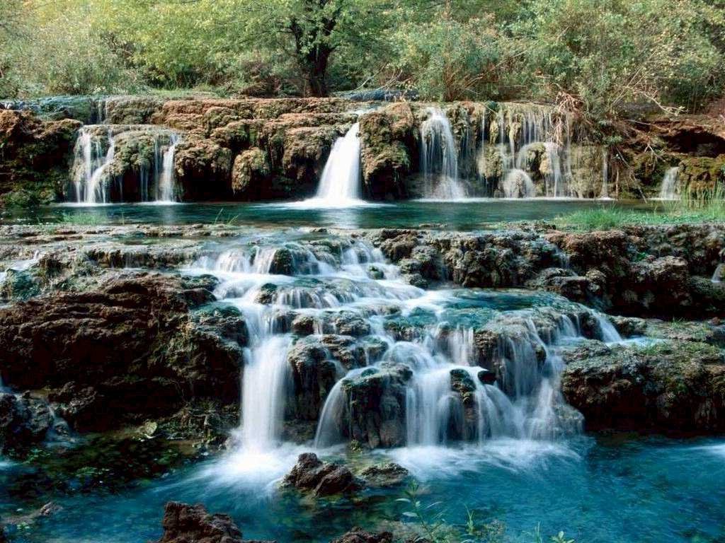 Gambar Wallpaper Keren: Koleksi Gambar Air Terjun Terindah