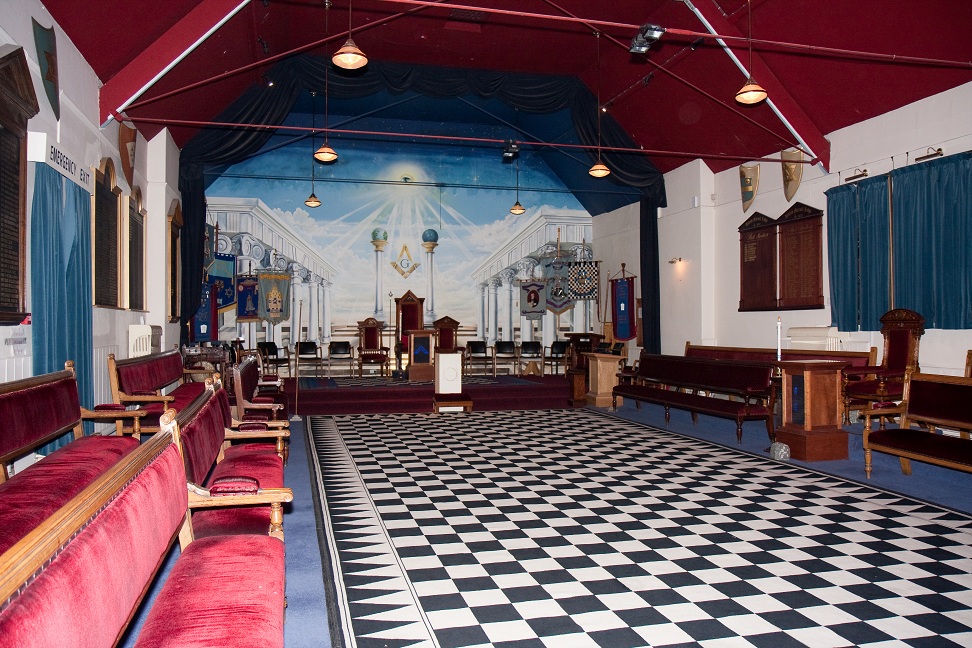 The Lodge of St. Andrew Masonic Bookworm