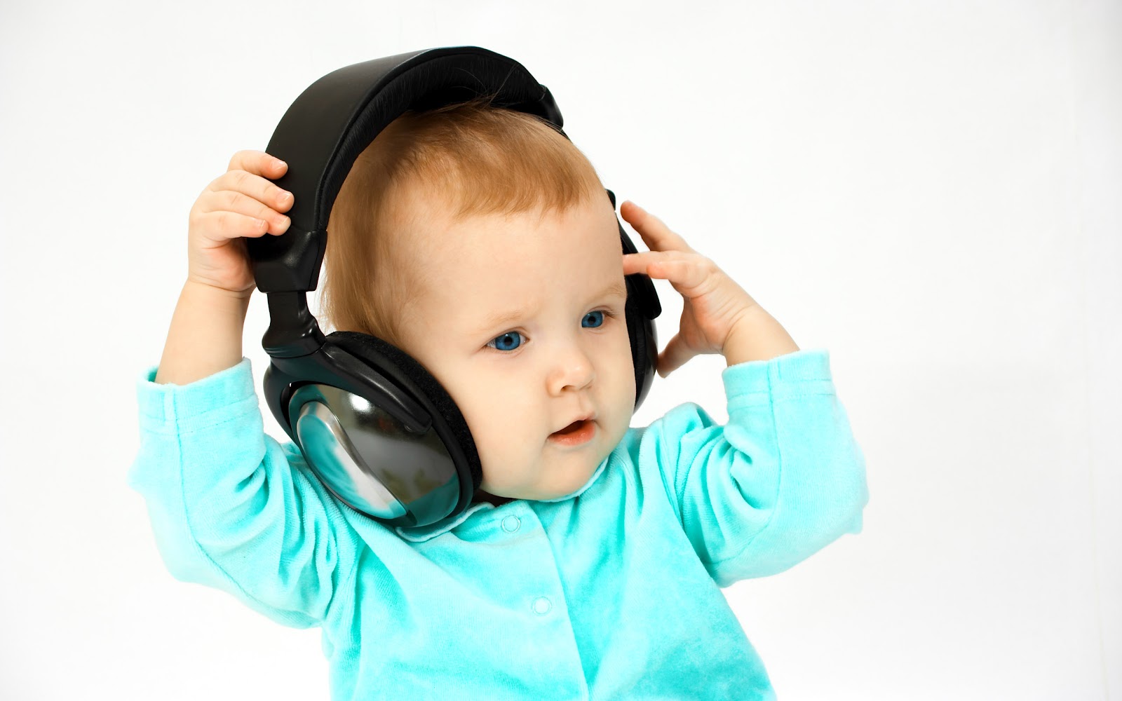 http://2.bp.blogspot.com/-NWG68pqDPnE/T7txd1xt76I/AAAAAAAAAUs/-vOg7KNeSTs/s1600/baby-cute-wallpaper_2560x1600_84394.jpg