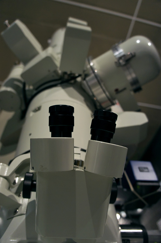 Microworlds Big microscopes