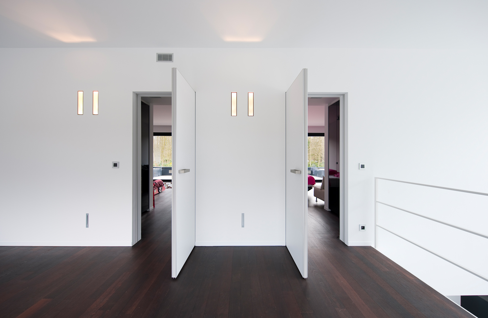 Modern interior doors without a visible frame ANYWAY doors Modern