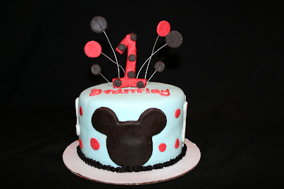 cake smash 1st birthday sweets june