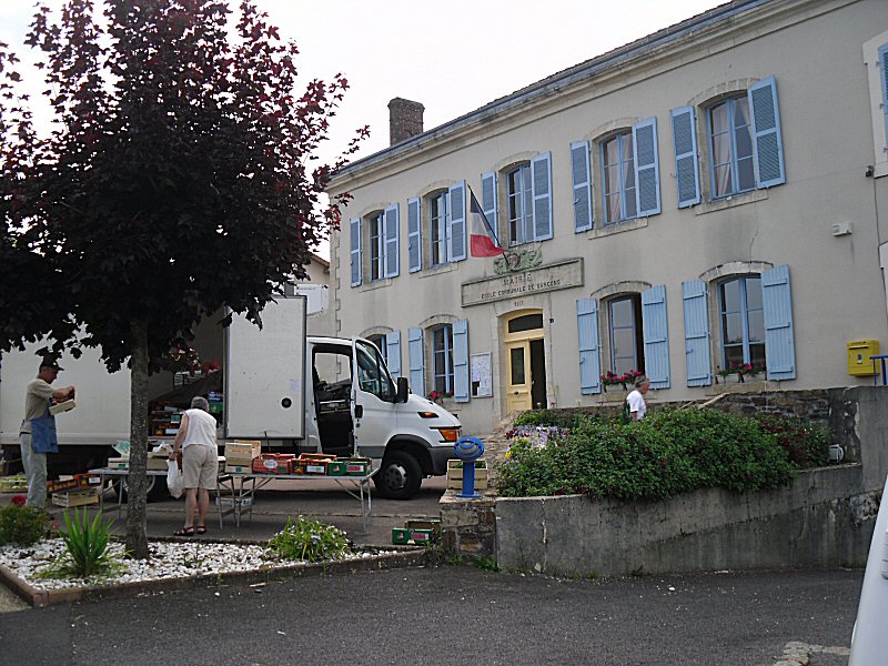 My Life in the Charente ChampagnaclaRiviere