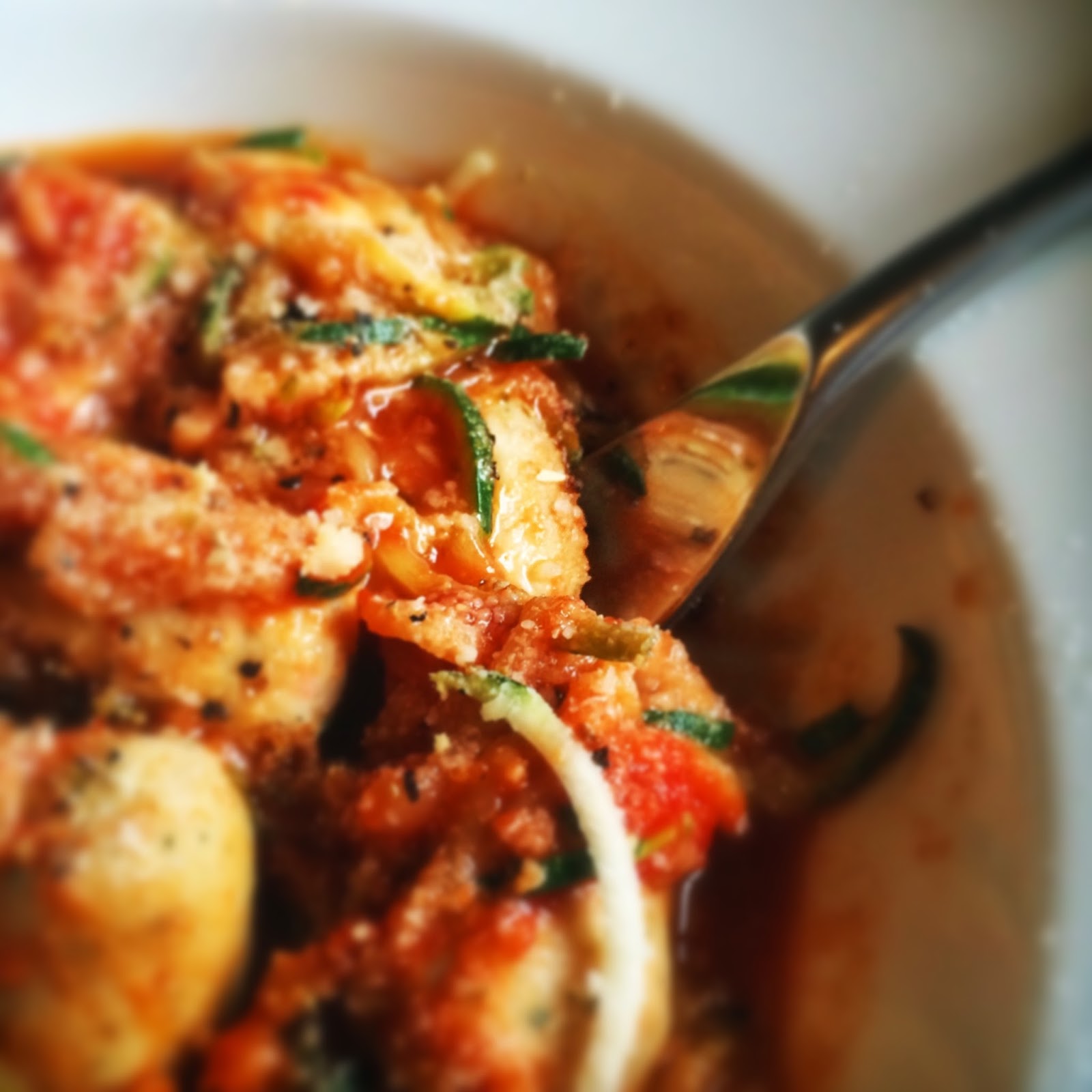 Slice Of Slim: CUPBOARD LOVE : Heck Chicken Sausages