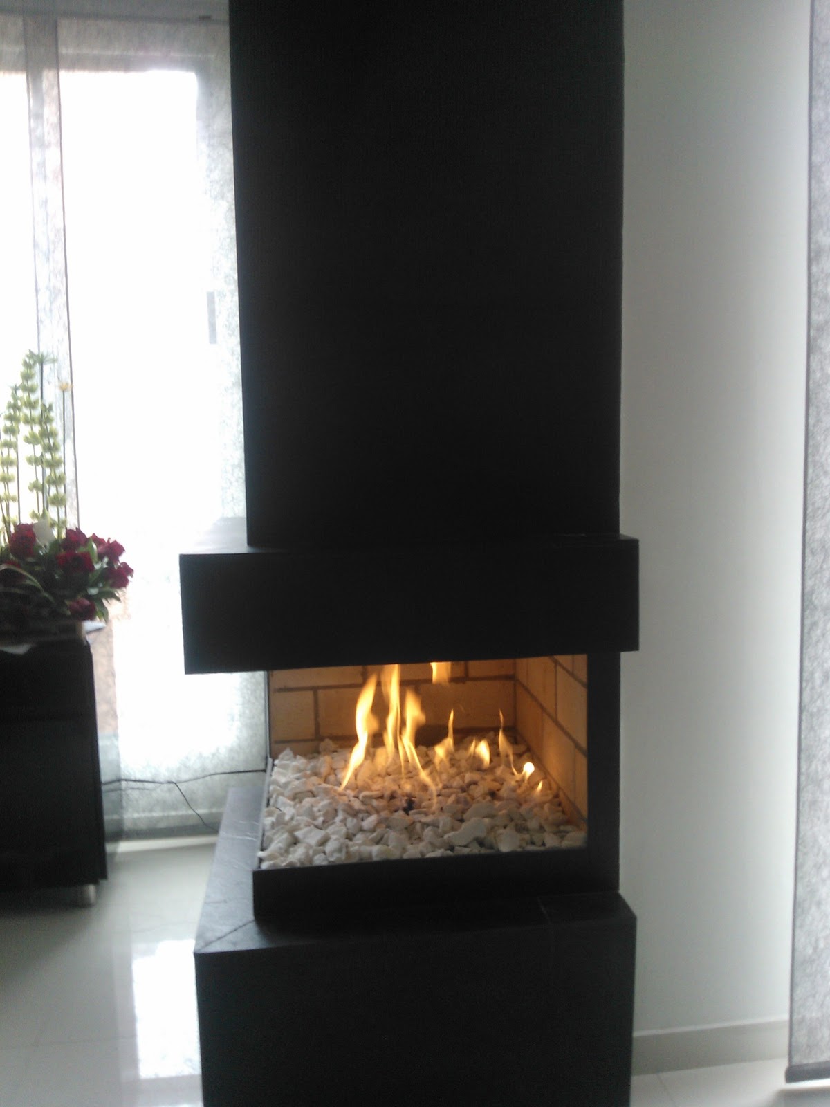 INDUSTRIAS UNIDAS: CHIMENEAS A GAS, ETANOL Y TRADICIONAL, ENCHAPES Y