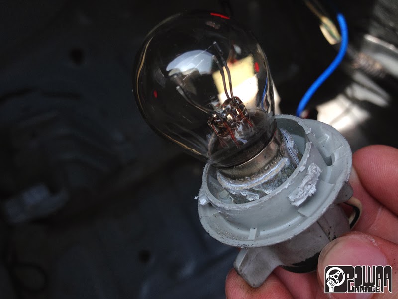 DIY Removing water from tail lights POWAA Garage