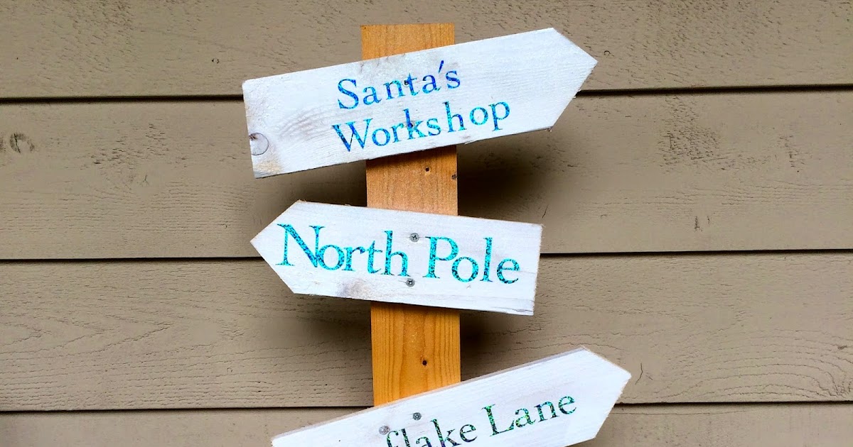 Sowdering About: Christmas directions sign