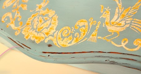 Vintagellous: CÓMO RENOVAR UN ESPEJO DE TOCADOR DE MADERA CON UN ESTILO