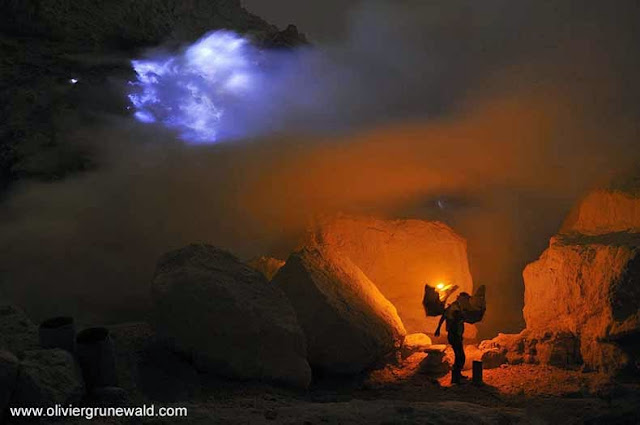 Kawah Ijen - Volcán indonesio arroja hermosa lava azul 