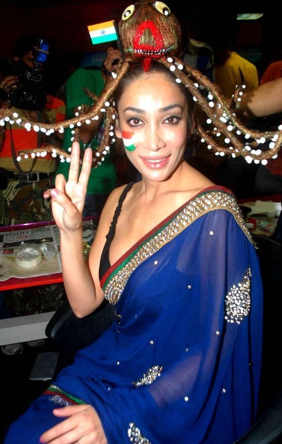 sofia hayat wallpapers. Re: Sofia Hayat Putting World