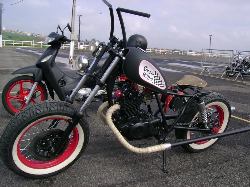 Chopper Brasil: Bobber Suzuki Intruder 250  Bikes personalizadas,  Acessorios para motos, Motoca