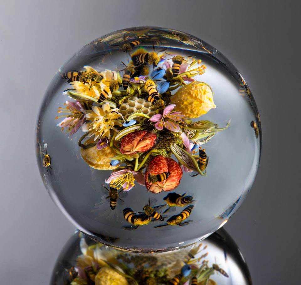 [PHOTOGRAPY] [GLASSWORK] Nature Caught in Glass Paperweights by Paul