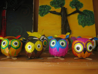 Boneka Owl dari Koran Bekas