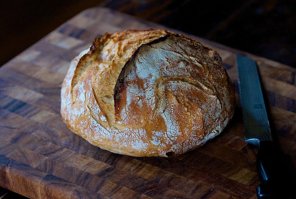 Local Food Rocks: No-Knead Dutch Oven Bread