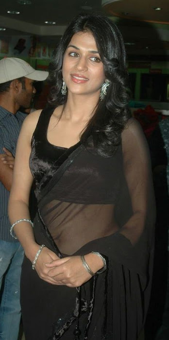 shraddha das in black transparent saree unseen pics