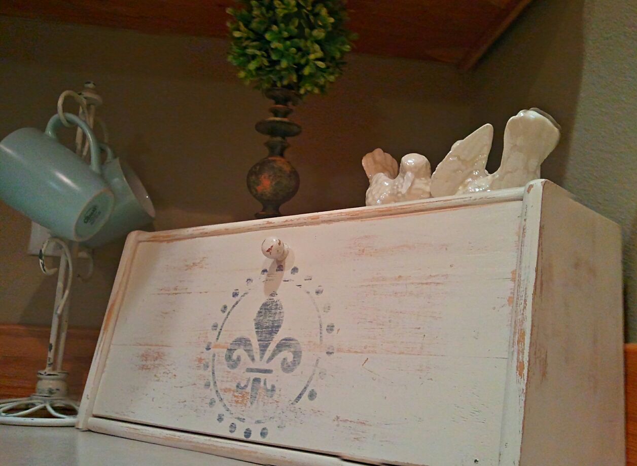 French Country Bread Box Upcycle