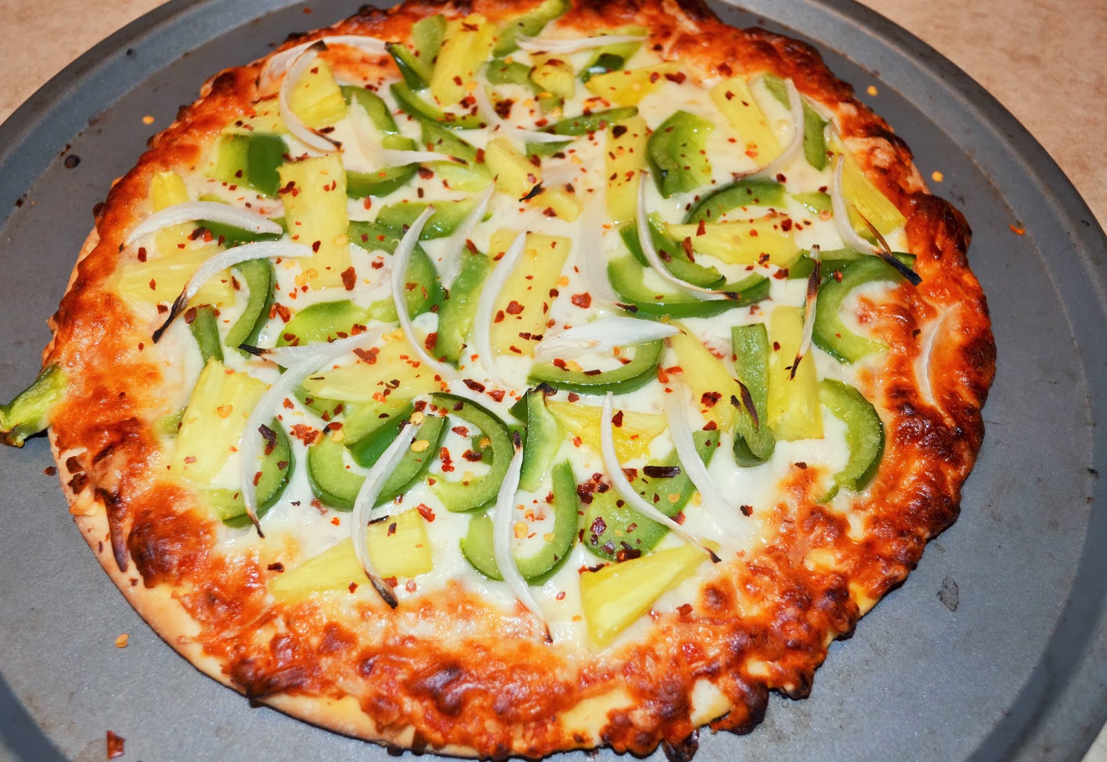 Siri's Kitchen Pineapple Topping Pizza