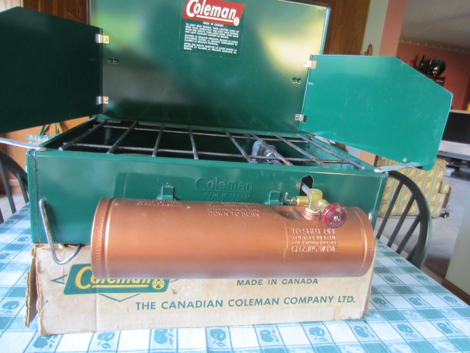 Toronto Trashures 1964 Coleman 411 Naptha Camp Stove & Accessories