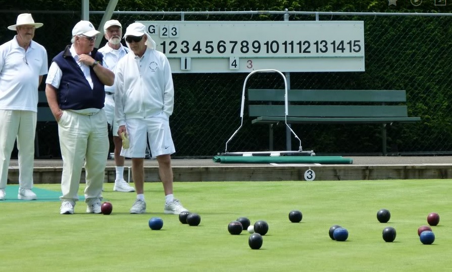 Lawn Bowls "Using the Head" Lawn Bowls Pairs n Fours