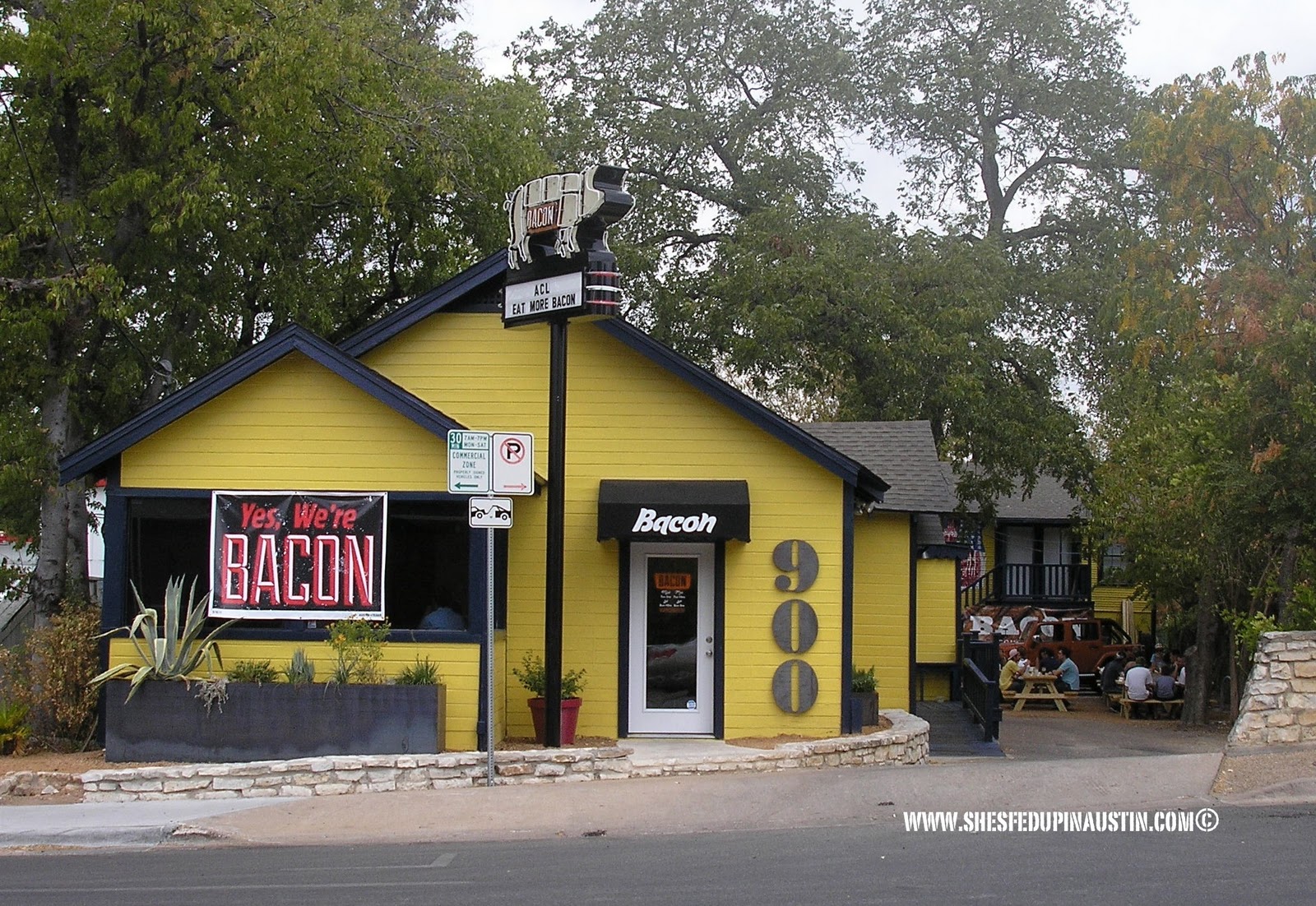 She's Fed Up Bacon, The Restaurant