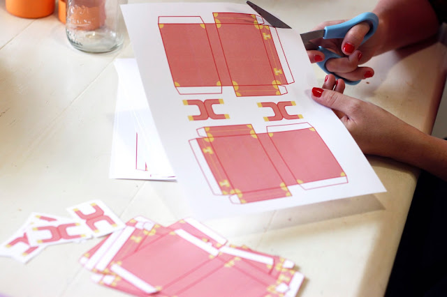 Hooray: Mini Suitcase Printable - Download and Print!