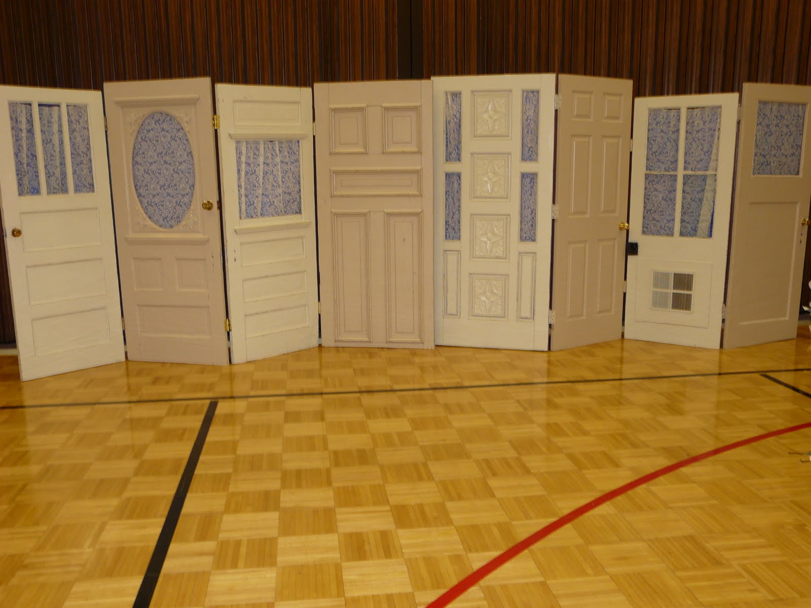 The &ldquo;Secret&rdquo; is Gratitude: Backdrop or Background Doors for the Wedding