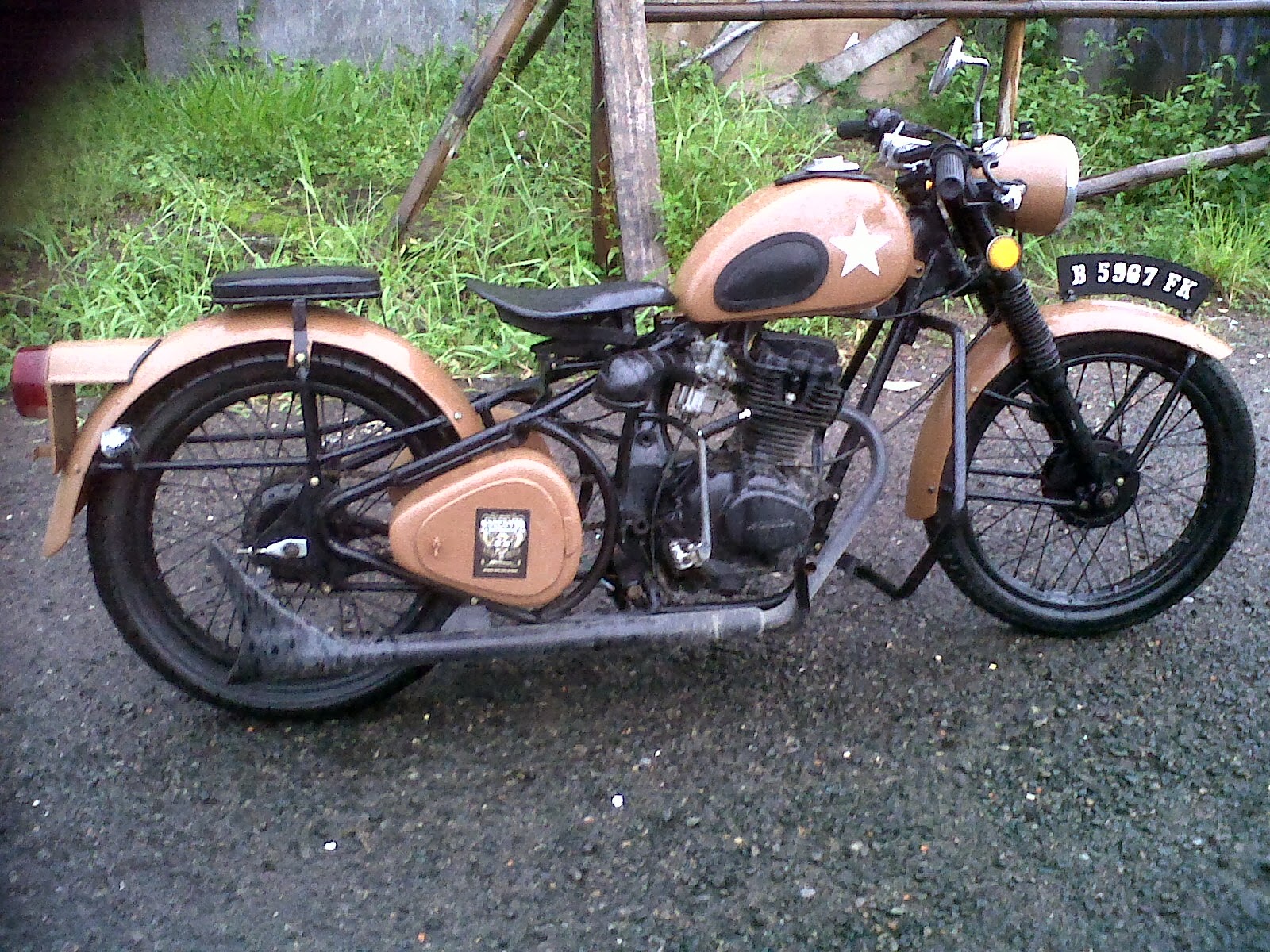 DrFaceoff Motor Neoklasik BOB MODIFIKASI MOTOR DrFaceoff Motor Neoklasik BOB MODIFIKASI MOTOR