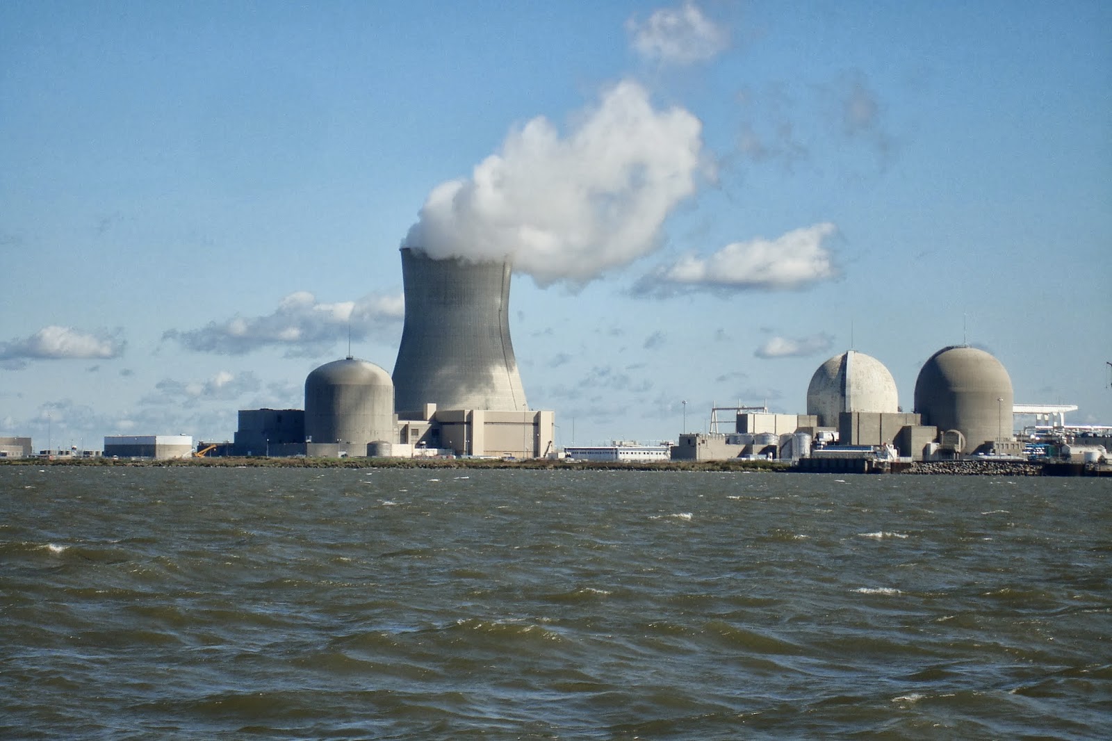 Aviva Voyaging Delaware Bay to the Chesapeake