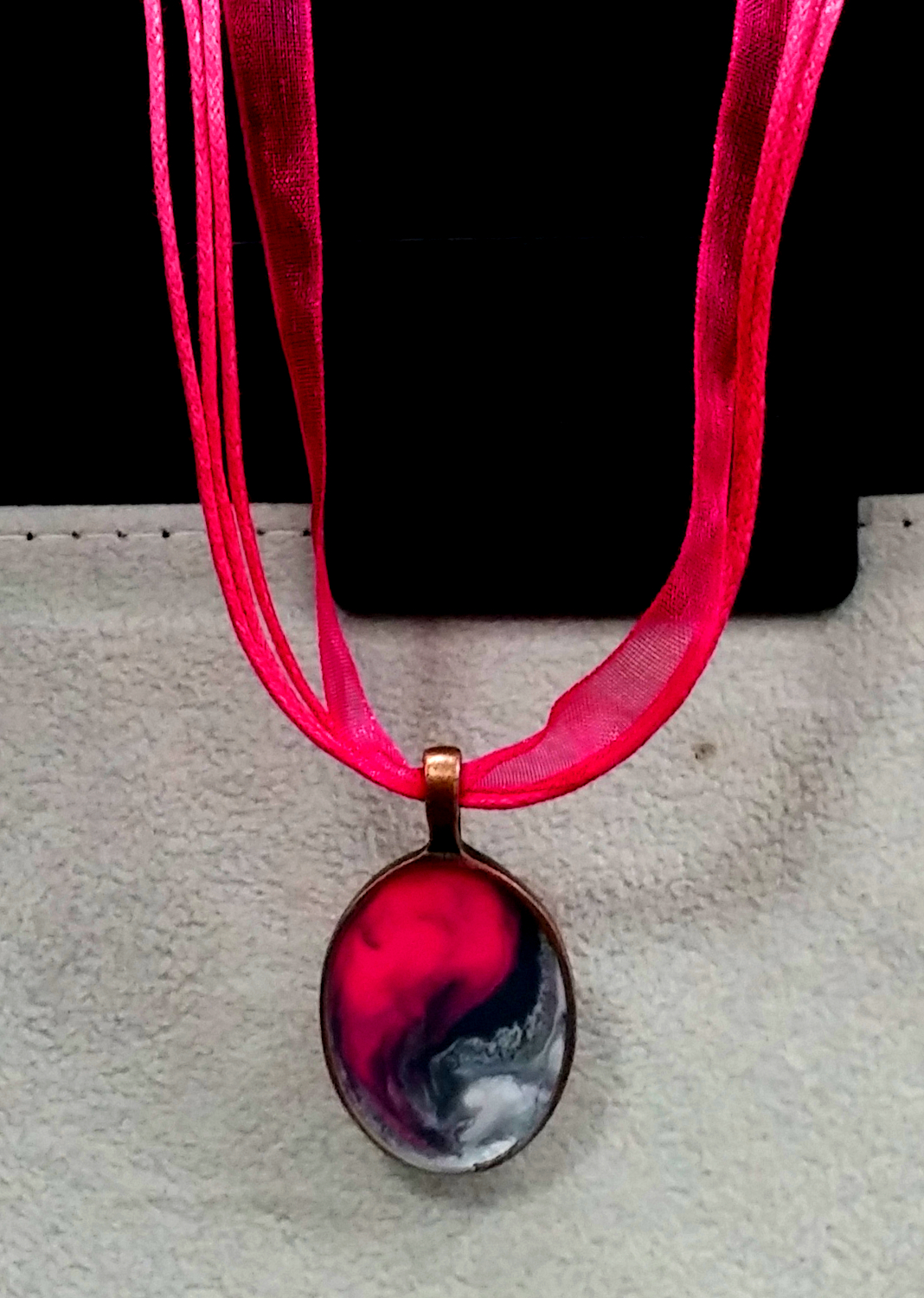 Bellevue Library Adults DIY Forever Melted Crayon Pendants