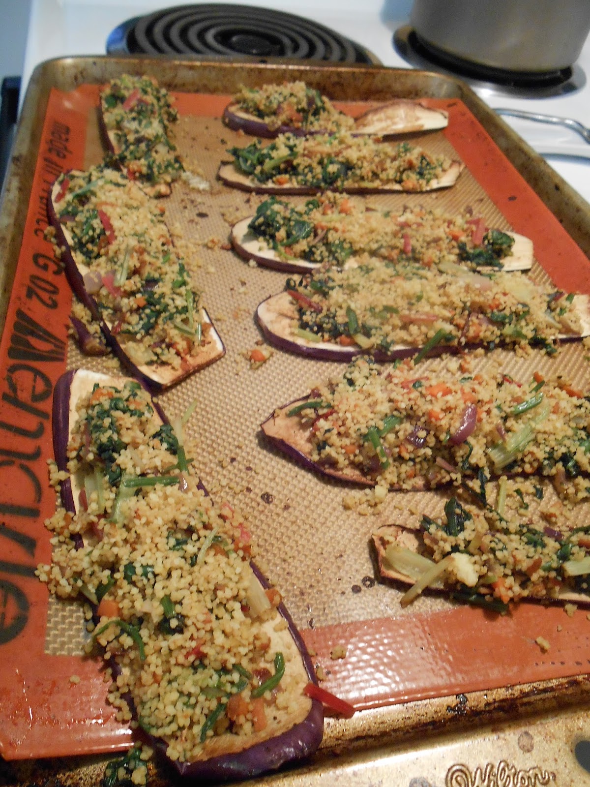 Eat cook and love Roulés d'aubergine au couscous et épinards