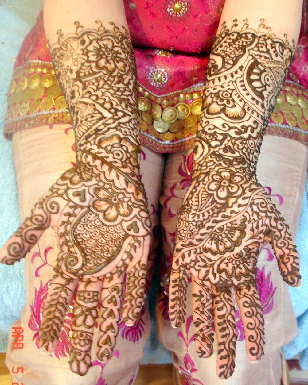 Bridal Mehndi Designs Peacock Hands And Feet Designs For Full Bridal Mehndi Designs Peacock Hands And Feet Designs For Full