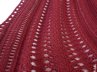 machine knitted passap halfcircle scarf shoulderette merino wool