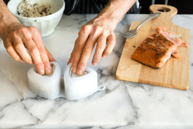 Smoked Salmon Onigiri WILD GREENS & SARDINES