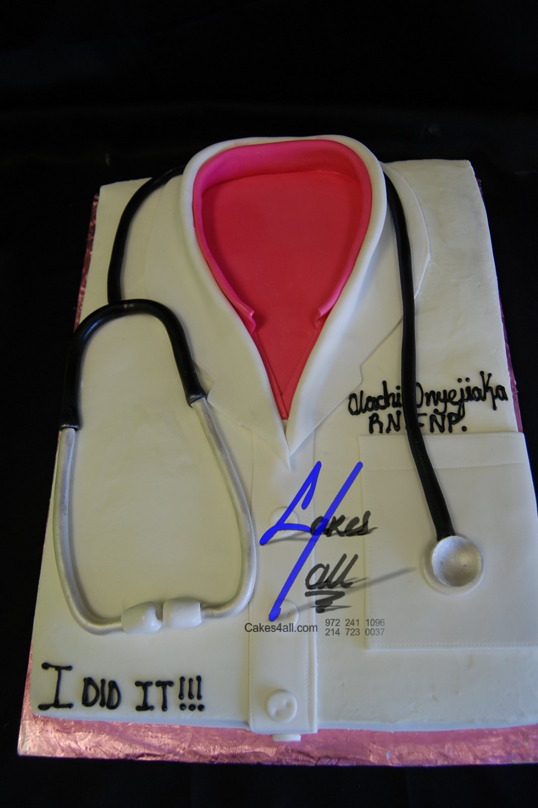 cakes 4 all in Dallas Graduation cakes at Dallas & Carrollton areas