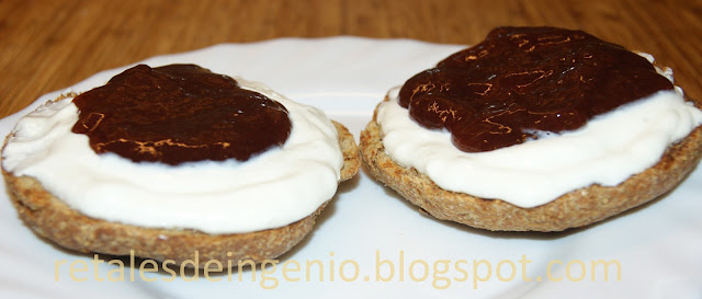 Bollitos Con Queso Y Mermelada